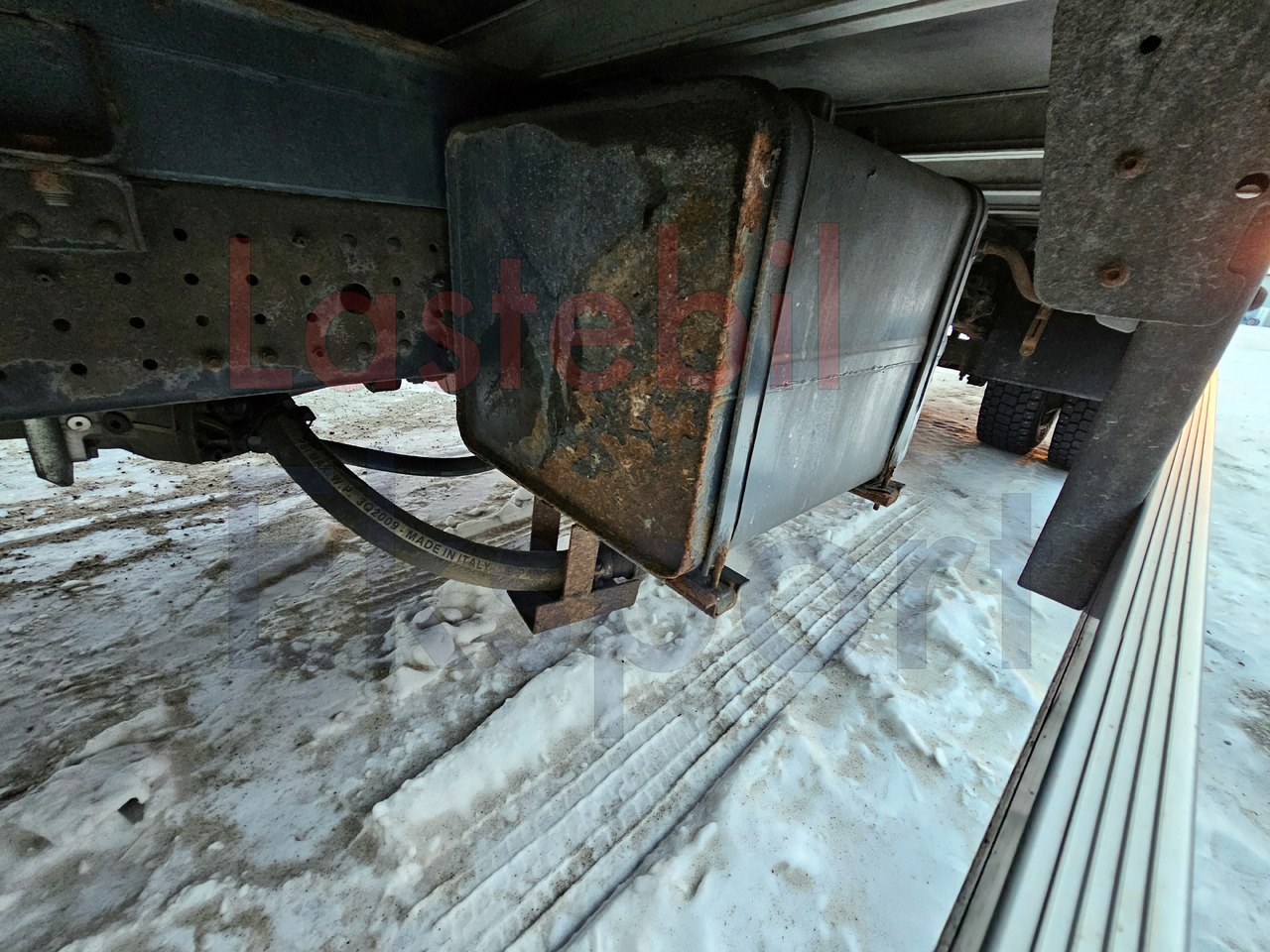 Arrendamiento de MITSUBISHI Fuso CANTER / FASSI F50 / LOW KM MITSUBISHI Fuso CANTER / FASSI F50 / LOW KM: foto 29