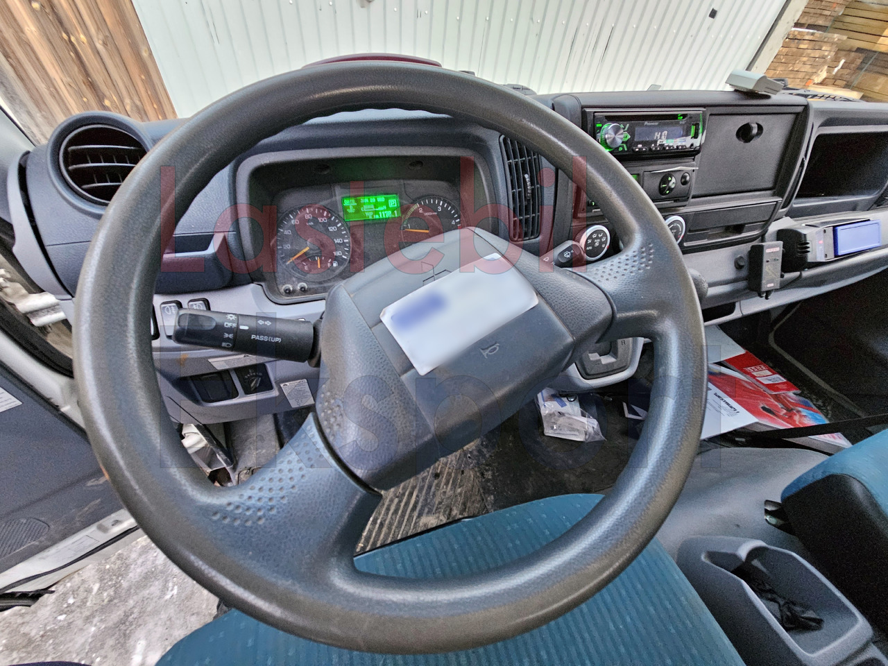 Arrendamiento de MITSUBISHI Fuso CANTER / FASSI F50 / LOW KM MITSUBISHI Fuso CANTER / FASSI F50 / LOW KM: foto 34