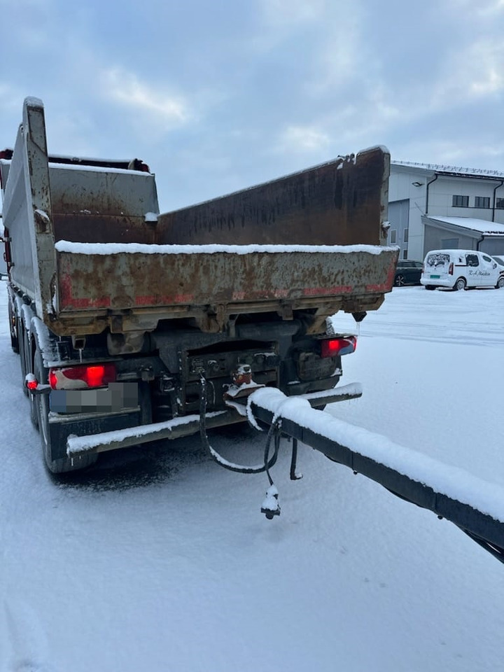 SCANIA R620 / 8x4 / Retarder / EURO 5 - Camión volquete: foto 4 SCANIA R620 / 8x4 / Retarder / EURO 5 - Camión volquete: foto 4