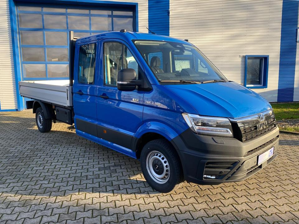 MAN TGE 3.180 4x4 Doka Pritsche Lang *INKL.19% MWT* AUTOMATIK*LED*CAM*AHK*TEMPO*STANDHZG*UVM* - Furgoneta caja abierta, Furgoneta combi: foto 2 MAN TGE 3.180 4x4 Doka Pritsche Lang *INKL.19% MWT* AUTOMATIK*LED*CAM*AHK*TEMPO*STANDHZG*UVM* - Furgoneta caja abierta, Furgoneta combi: foto 2