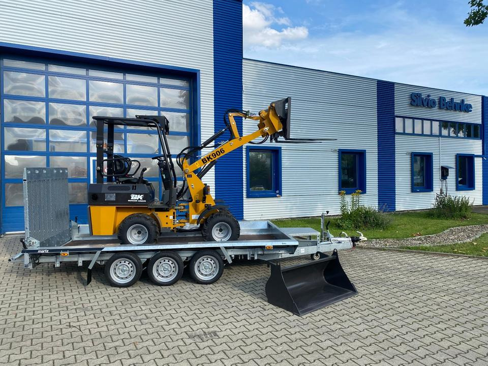 Radlader/Hoflader BK906 inkl. Tieflader und Gabel/Schaufelpaket *INKL.19% MWST*BERGER KRAUS*PERKINS*SOFORT!* - Cargadora articulada: foto 1 Radlader/Hoflader BK906 inkl. Tieflader und Gabel/Schaufelpaket *INKL.19% MWST*BERGER KRAUS*PERKINS*SOFORT!* - Cargadora articulada: foto 1