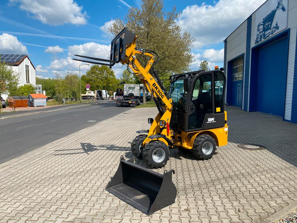 Cargadora articulada Radlader / Hoflader BK906 mit Kabine *INKL.19% MWST*PERKINS*BERGER KRAUS*GABELPAKET*CE*EURO*: foto 7