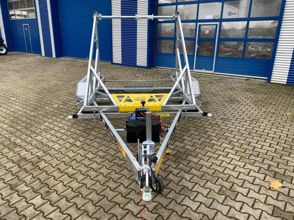 Vermietung / Kabelanhänger 3500KG E-Winde / Nutzlast 2825KG / Kabeltrommel-Anhänger / Glasfaser/ 1 Woche - Remolque portabobinas: foto 2 Vermietung / Kabelanhänger 3500KG E-Winde / Nutzlast 2825KG / Kabeltrommel-Anhänger / Glasfaser/ 1 Woche - Remolque portabobinas: foto 2