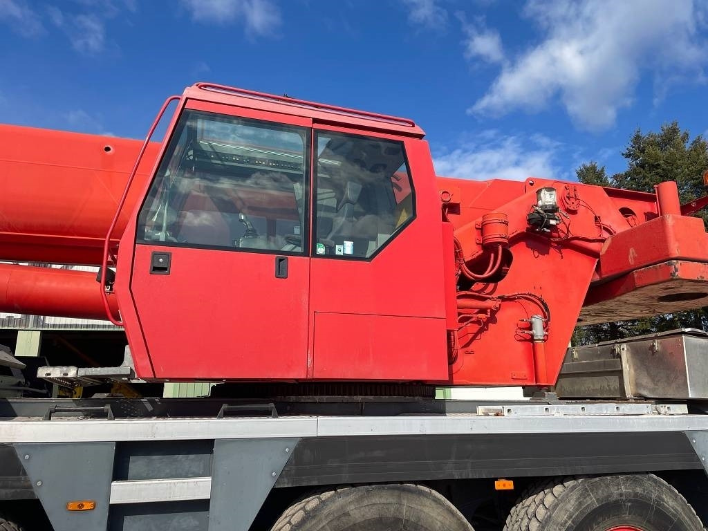 Arrendamiento de Liebherr LTM 1080-1 Liebherr LTM 1080-1: foto 11 Arrendamiento de Liebherr LTM 1080-1 Liebherr LTM 1080-1: foto 11