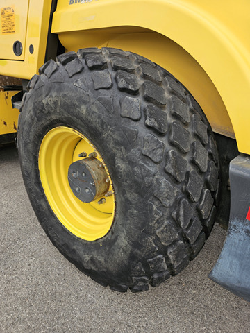 Compactador BOMAG BW213DH-4 BVC: foto 21