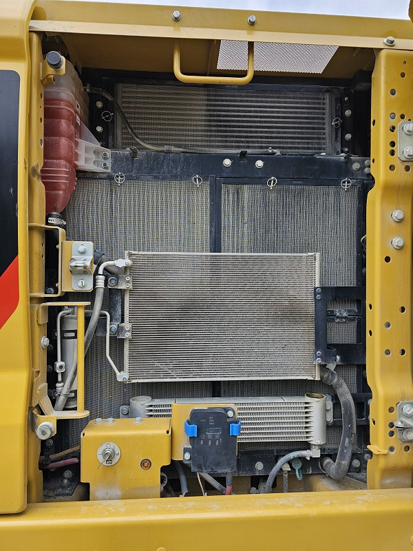 Excavadora de cadenas CATERPILLAR 323-07B: foto 17