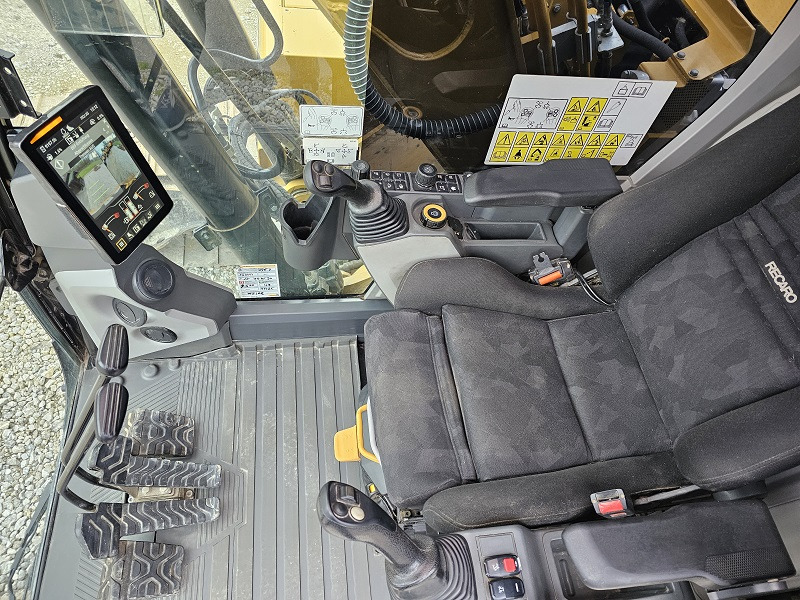 Excavadora de cadenas CATERPILLAR 323-07B: foto 10