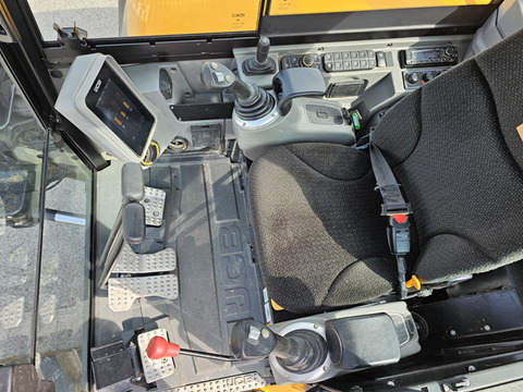 Excavadora de cadenas JCB 86C-2T: foto 10