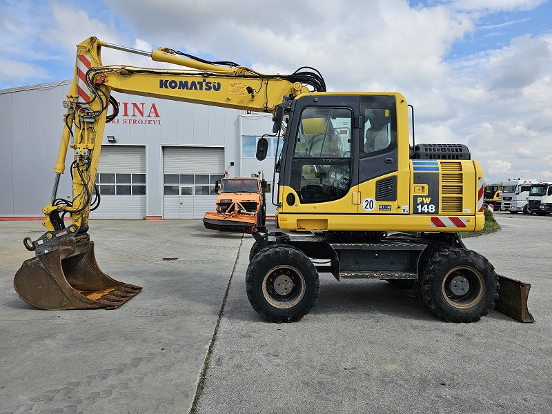 KOMATSU PW148-8 - Excavadora de ruedas: foto 2 KOMATSU PW148-8 - Excavadora de ruedas: foto 2