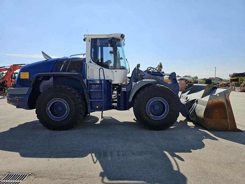 LIEBHERR L556 - Cargadora de ruedas: foto 4 LIEBHERR L556 - Cargadora de ruedas: foto 4