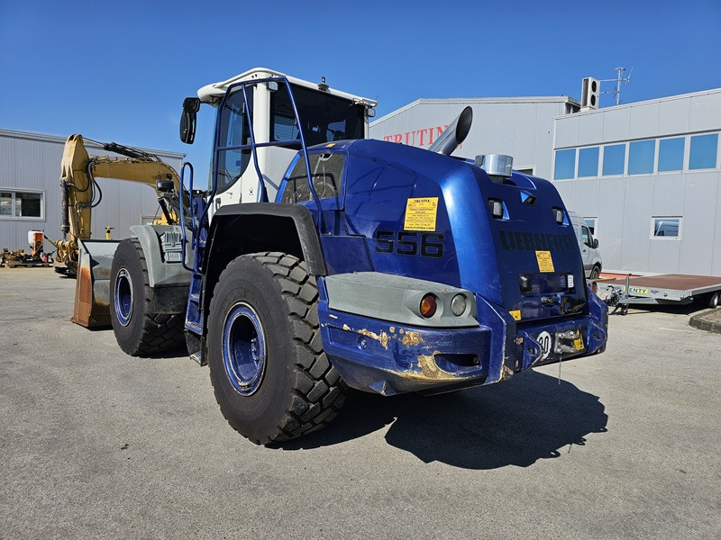 LIEBHERR L556 - Cargadora de ruedas: foto 2 LIEBHERR L556 - Cargadora de ruedas: foto 2