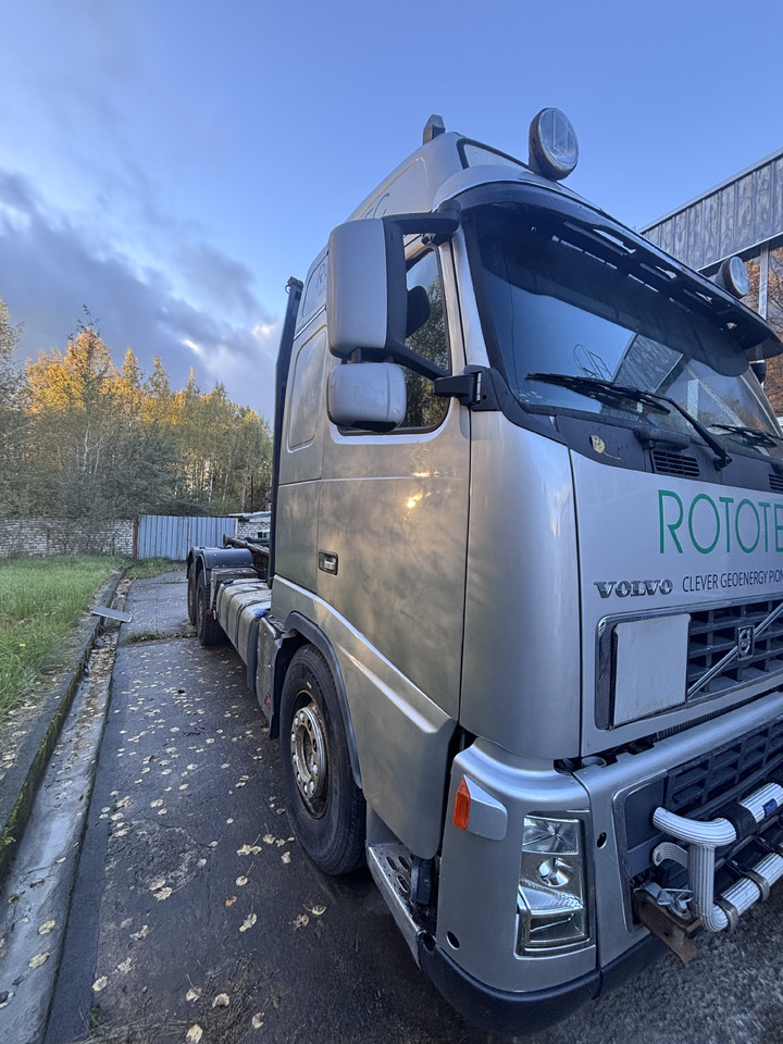 VOLVO FH16 - 580 - Camión multibasculante: foto 2 VOLVO FH16 - 580 - Camión multibasculante: foto 2