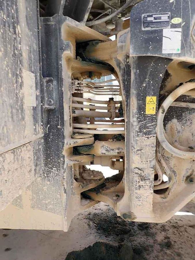 Cargadora de ruedas Komatsu WA600-8EO: foto 32
