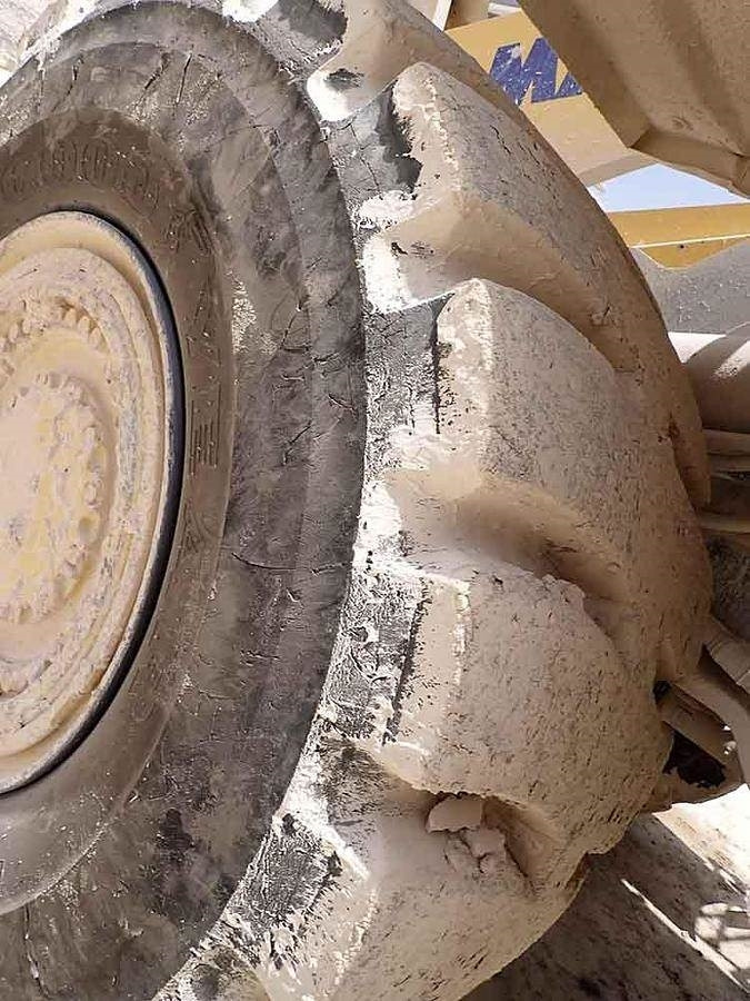 Cargadora de ruedas Komatsu WA600-8EO: foto 12