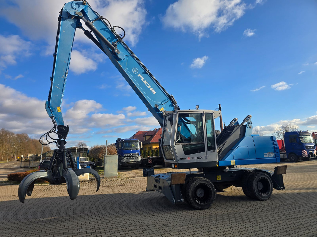 FUCHS MHL 331 - Manipulador de materiales: foto 2 FUCHS MHL 331 - Manipulador de materiales: foto 2