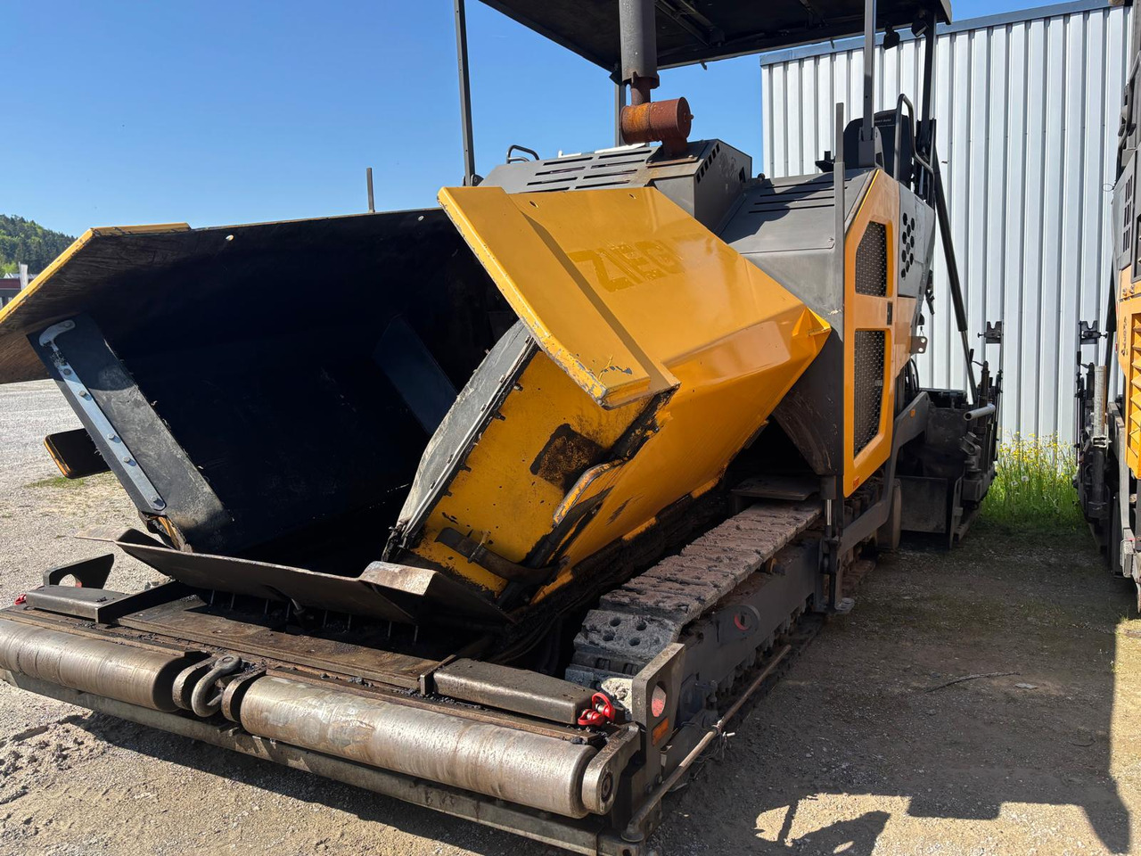 VOLVO ABG 7820C - Pavimentadora de asfalto: foto 4 VOLVO ABG 7820C - Pavimentadora de asfalto: foto 4