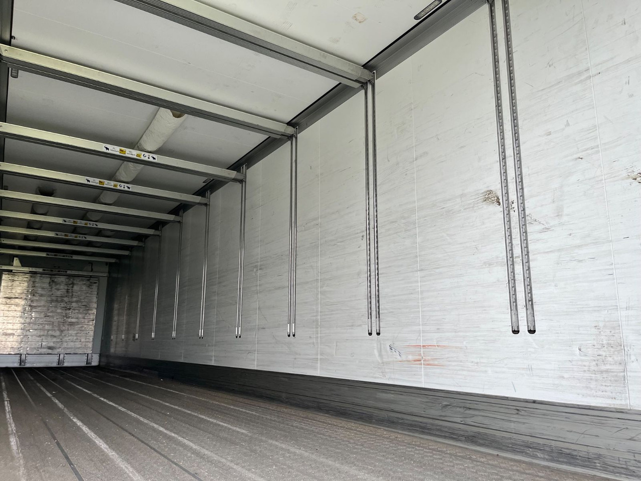 Schmitz Cargobull SKO 24 Carrier 1550 2.70m - Semirremolque frigorífico: foto 5 Schmitz Cargobull SKO 24 Carrier 1550 2.70m - Semirremolque frigorífico: foto 5