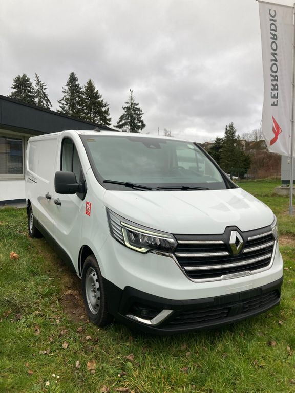 Renault TRAFIC RED VAN FWD E6 L2H1 - Furgoneta pequeña: foto 1 Renault TRAFIC RED VAN FWD E6 L2H1 - Furgoneta pequeña: foto 1