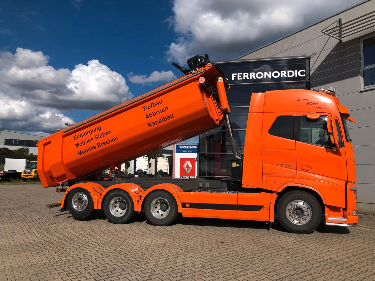 Volvo FH460 8x4 Tridem*Lift+LenkAchse*ALU*AHK*VollLuft - Camión volquete: foto 1 Volvo FH460 8x4 Tridem*Lift+LenkAchse*ALU*AHK*VollLuft - Camión volquete: foto 1