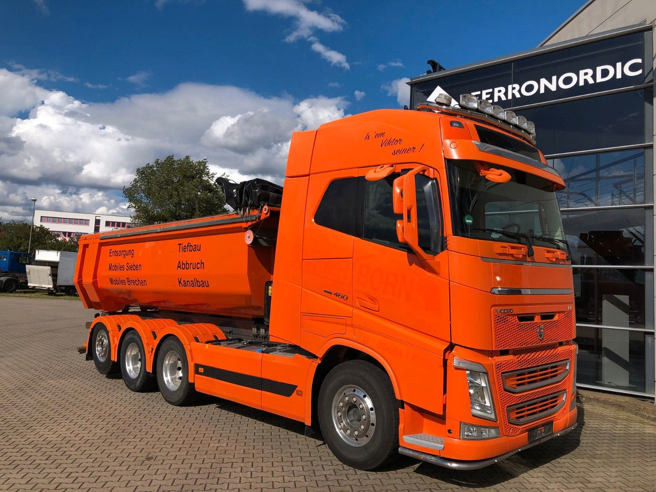 Volvo FH460 8x4 Tridem*Lift+LenkAchse*ALU*AHK*VollLuft - Camión volquete: foto 3 Volvo FH460 8x4 Tridem*Lift+LenkAchse*ALU*AHK*VollLuft - Camión volquete: foto 3