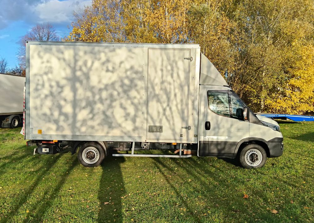 Iveco Daily 35S16 - Furgoneta caja cerrada: foto 4 Iveco Daily 35S16 - Furgoneta caja cerrada: foto 4