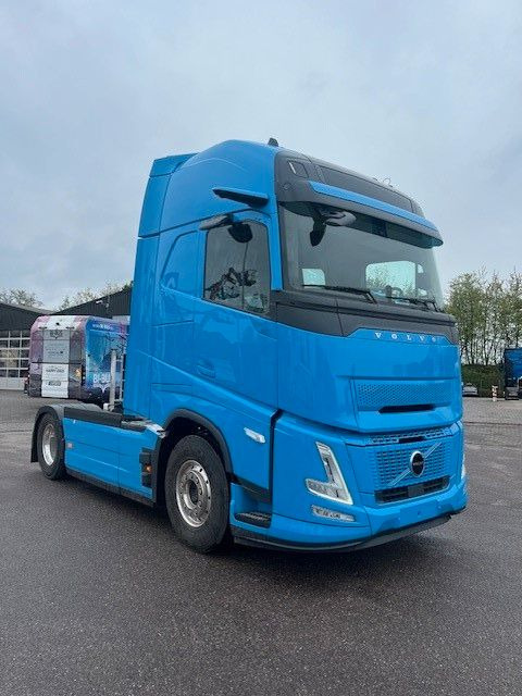 Volvo FH500 AERO 4x2T Retarder/Nebenantrieb - Cabeza tractora: foto 2 Volvo FH500 AERO 4x2T Retarder/Nebenantrieb - Cabeza tractora: foto 2