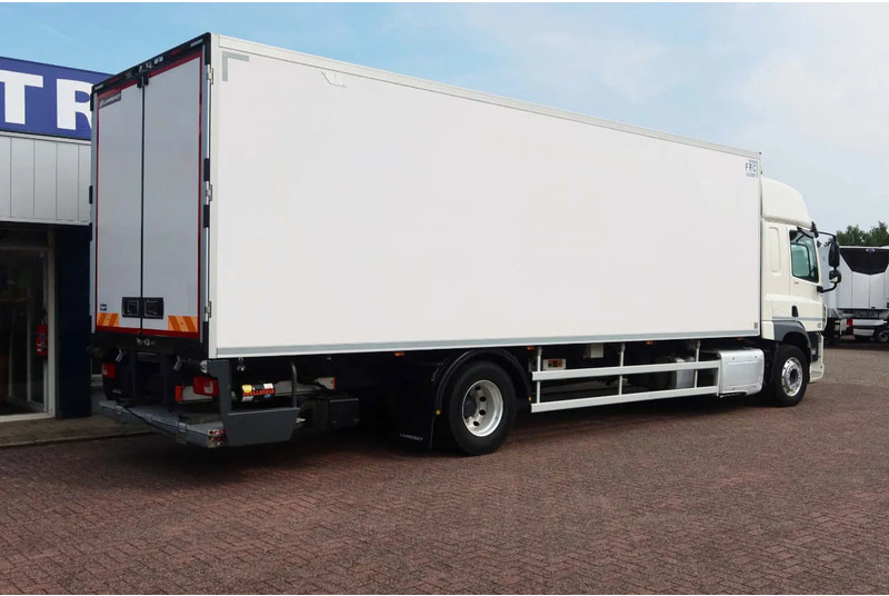 DAF CF 370 KoelVries+Klep FRC 04-2027 Dhollandia 1500 kg - Camión frigorífico: foto 3 DAF CF 370 KoelVries+Klep FRC 04-2027 Dhollandia 1500 kg - Camión frigorífico: foto 3