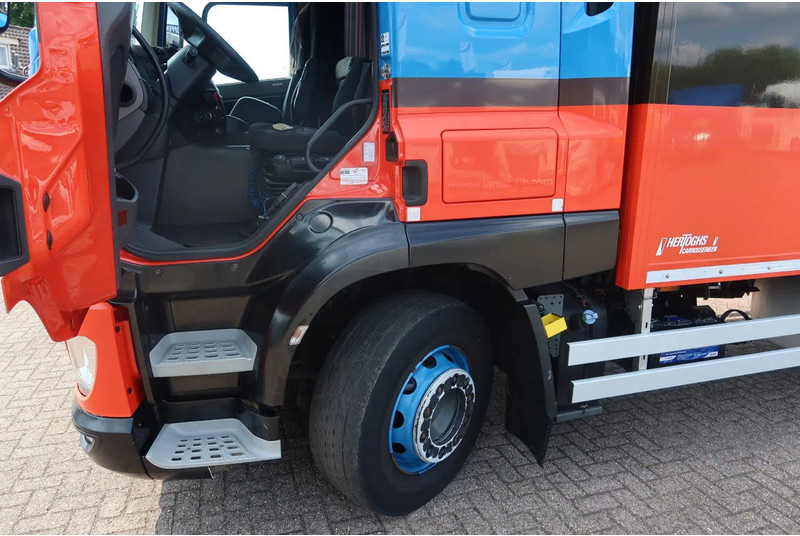 DAF CF 410 Bakwagen + DHollandia 2000kg Horsetruck Reacetruck Flowertruck - Camión caja cerrada: foto 5 DAF CF 410 Bakwagen + DHollandia 2000kg Horsetruck Reacetruck Flowertruck - Camión caja cerrada: foto 5