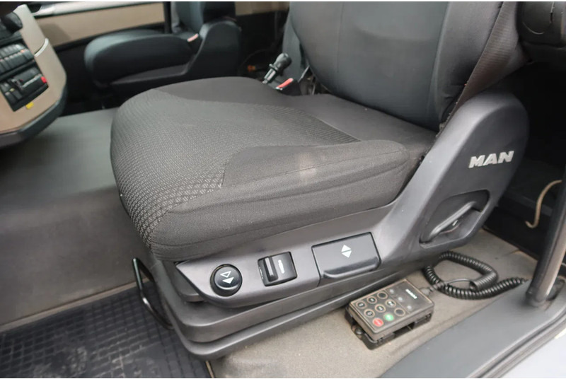 MAN TGS 35.360 Kraanwagen + oprijwagen Hiab 228 E3 - Camión grúa: foto 5 MAN TGS 35.360 Kraanwagen + oprijwagen Hiab 228 E3 - Camión grúa: foto 5