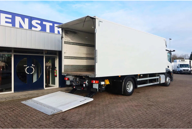 Mercedes-Benz Actros 1840 L Bkawagen+ BAR klep 2.000kg met Gesioleerde bak - Camión caja cerrada: foto 3 Mercedes-Benz Actros 1840 L Bkawagen+ BAR klep 2.000kg met Gesioleerde bak - Camión caja cerrada: foto 3