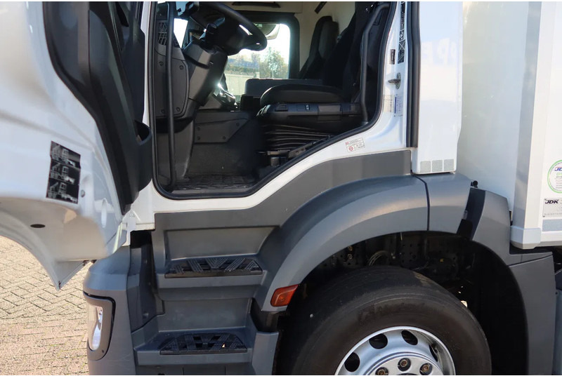 Mercedes-Benz Actros 2127L Bak+ Klep 2000kg Euro6 - Camión caja cerrada: foto 5 Mercedes-Benz Actros 2127L Bak+ Klep 2000kg Euro6 - Camión caja cerrada: foto 5