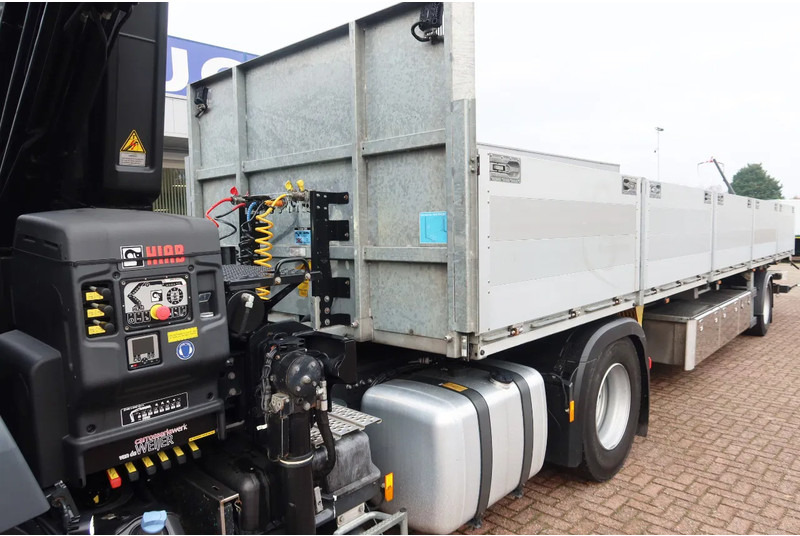 Mercedes-Benz Actros 2133 L Trekker + Hiab Kraan met City Trailer: OT-92-VD - Camión grúa: foto 4 Mercedes-Benz Actros 2133 L Trekker + Hiab Kraan met City Trailer: OT-92-VD - Camión grúa: foto 4