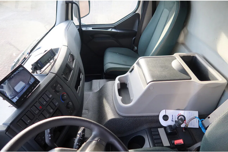 Volvo FE 280 4x2 Carrier Supra 1250 Koel/ Vries+ BAR klep 2000 kg. 2 Stuks in voorraad - Camión frigorífico: foto 5 Volvo FE 280 4x2 Carrier Supra 1250 Koel/ Vries+ BAR klep 2000 kg. 2 Stuks in voorraad - Camión frigorífico: foto 5