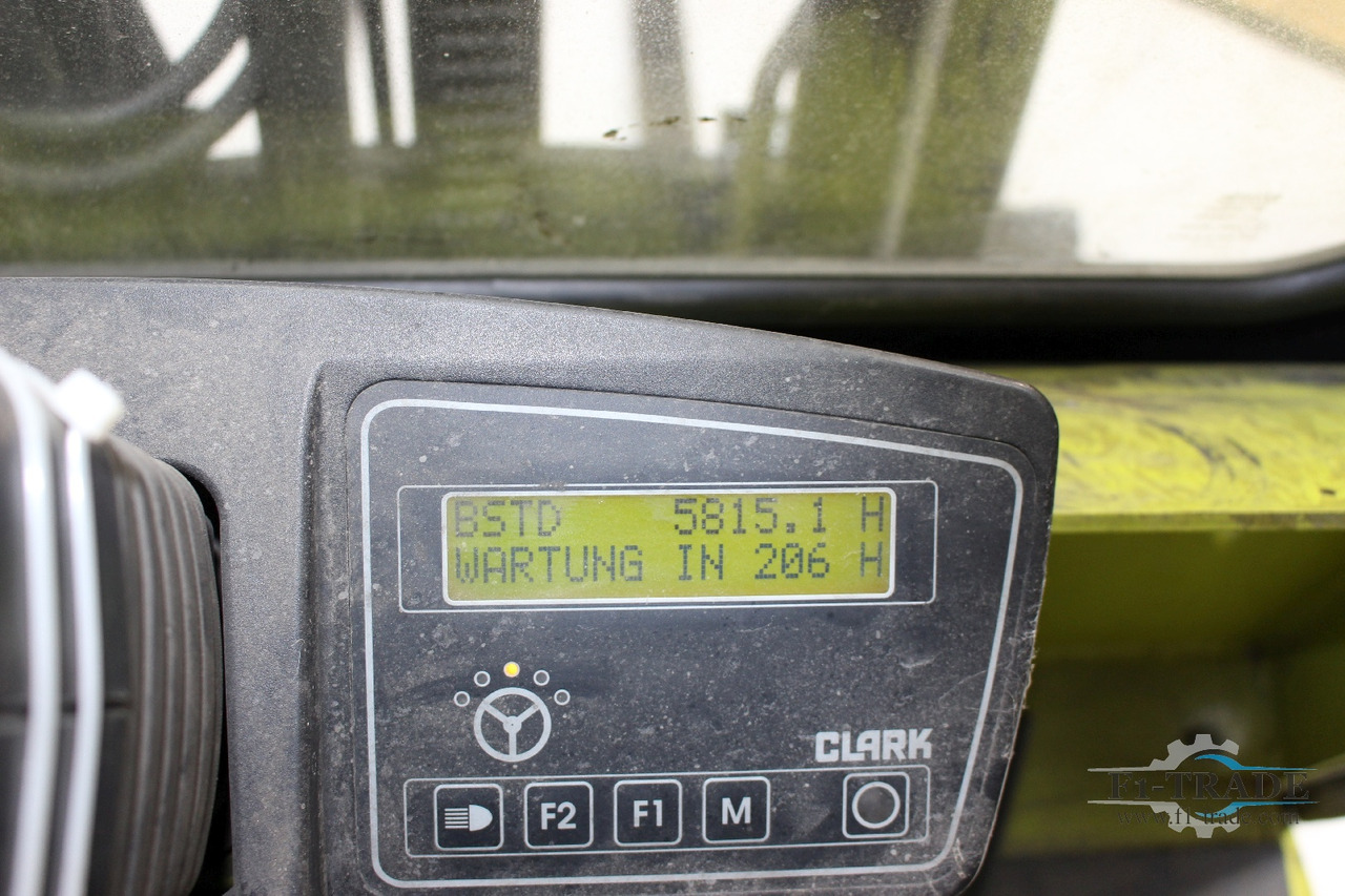 CLARK CTM 16 S - Carretilla elevadora eléctrica: foto 5 CLARK CTM 16 S - Carretilla elevadora eléctrica: foto 5