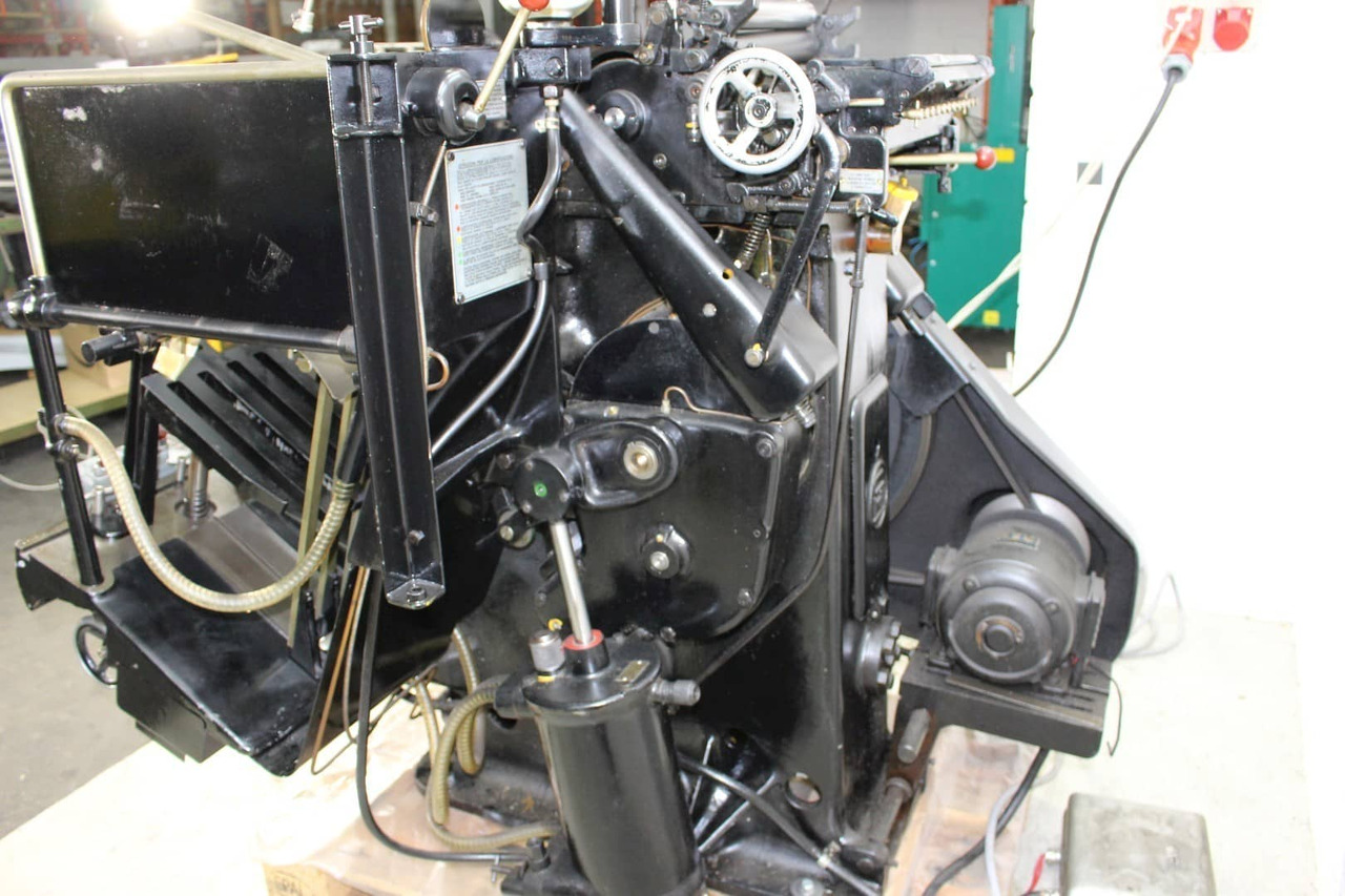 Heidelberg OHT - Máquina cortadora de papel: foto 4 Heidelberg OHT - Máquina cortadora de papel: foto 4