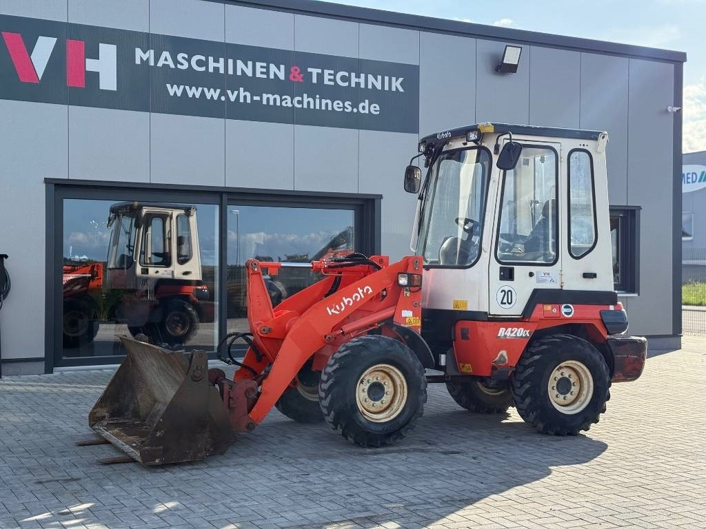 Kubota R 420 - Cargadora de ruedas: foto 2 Kubota R 420 - Cargadora de ruedas: foto 2