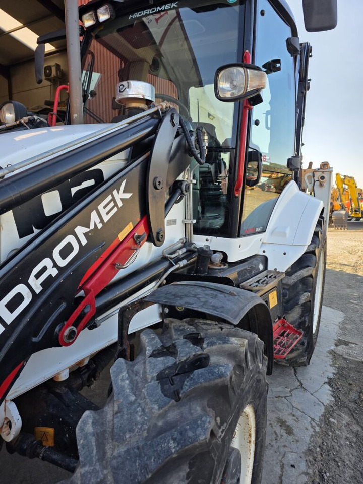 HIDROMEK HMK 102 B - Retroexcavadora: foto 5 HIDROMEK HMK 102 B - Retroexcavadora: foto 5