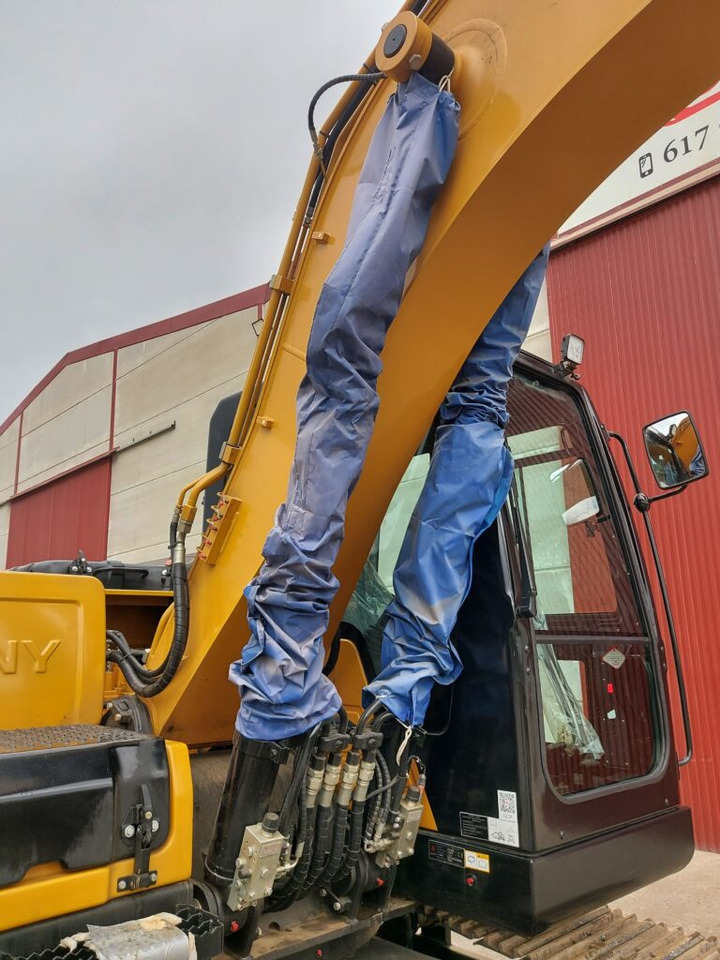 SANY SY135C NUEVA - Excavadora de cadenas: foto 4 SANY SY135C NUEVA - Excavadora de cadenas: foto 4