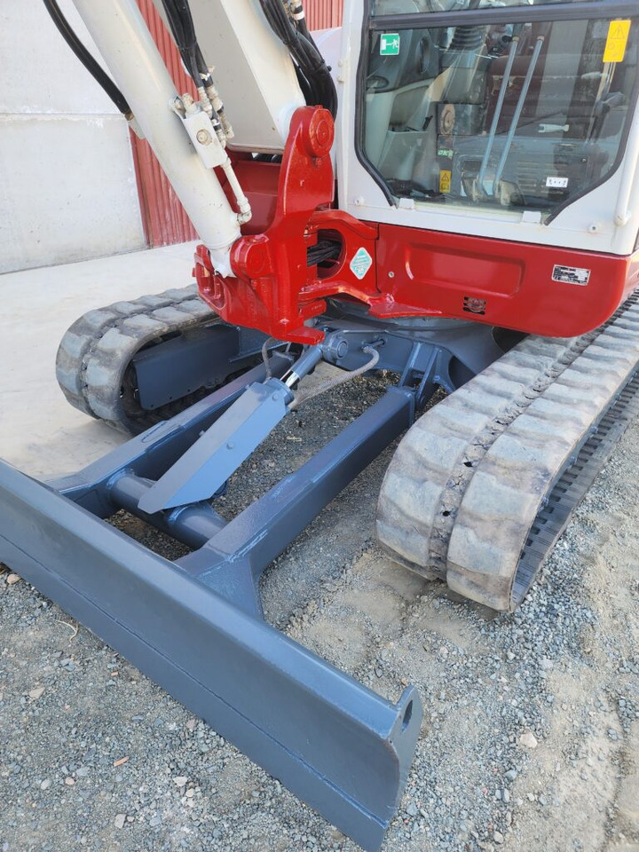 Miniexcavadora TAKEUCHI TB260: foto 7