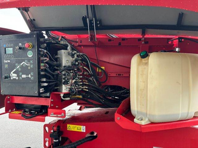 Plataforma articulada Genie S45XC - 15,7m Diesel Teleskoparbeitsbühne 4x4: foto 13 Plataforma articulada Genie S45XC - 15,7m Diesel Teleskoparbeitsbühne 4x4: foto 13