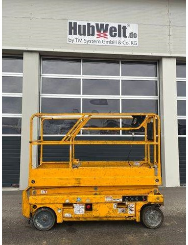 Haulotte Compact 8 - Scherenarbeitsbühne 8,2m, BJ 2021 - Plataforma de tijeras: foto 2 Haulotte Compact 8 - Scherenarbeitsbühne 8,2m, BJ 2021 - Plataforma de tijeras: foto 2