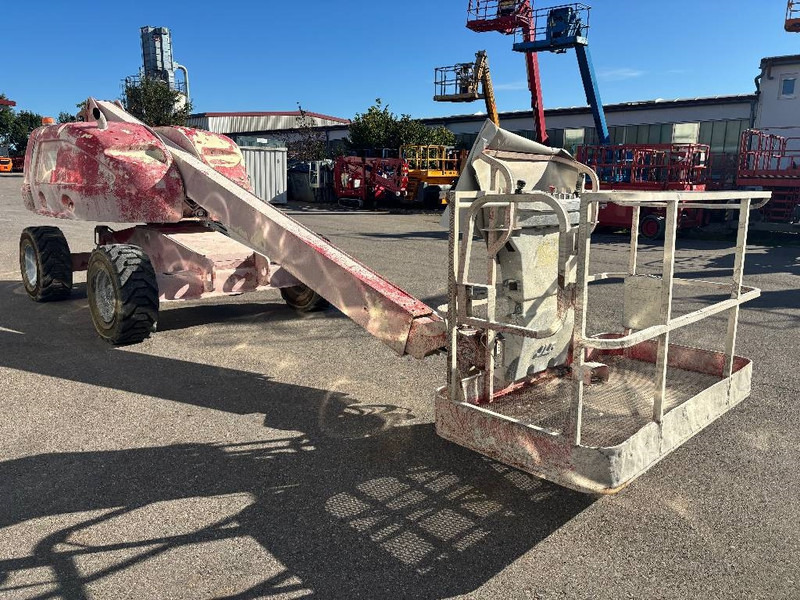 JLG 400 S 14,20m Diesel 4x4 Teleskop-Arbeitsbühne - Plataforma articulada: foto 4 JLG 400 S 14,20m Diesel 4x4 Teleskop-Arbeitsbühne - Plataforma articulada: foto 4
