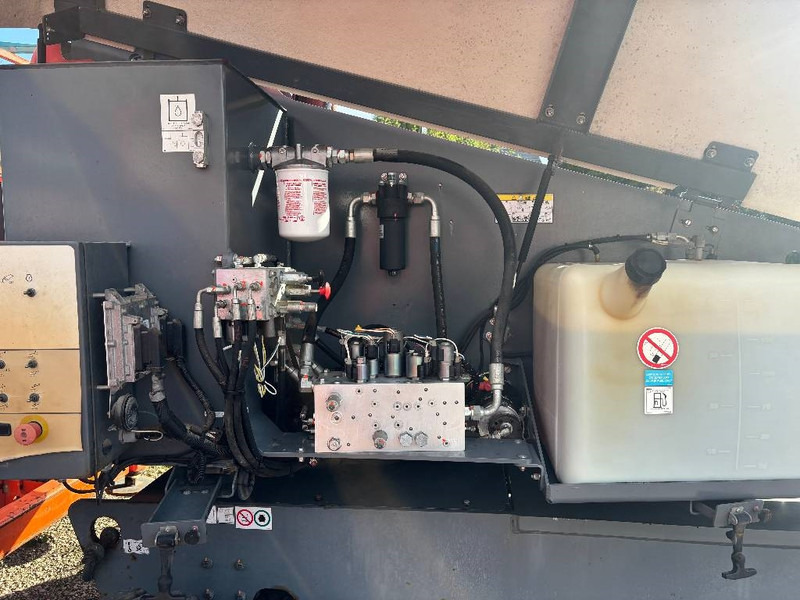 Arrendamiento de Skyjack SJ 45 T 15,70m Teleskop-Arbeitsbühne Skyjack SJ 45 T 15,70m Teleskop-Arbeitsbühne: foto 14 Arrendamiento de Skyjack SJ 45 T 15,70m Teleskop-Arbeitsbühne Skyjack SJ 45 T 15,70m Teleskop-Arbeitsbühne: foto 14