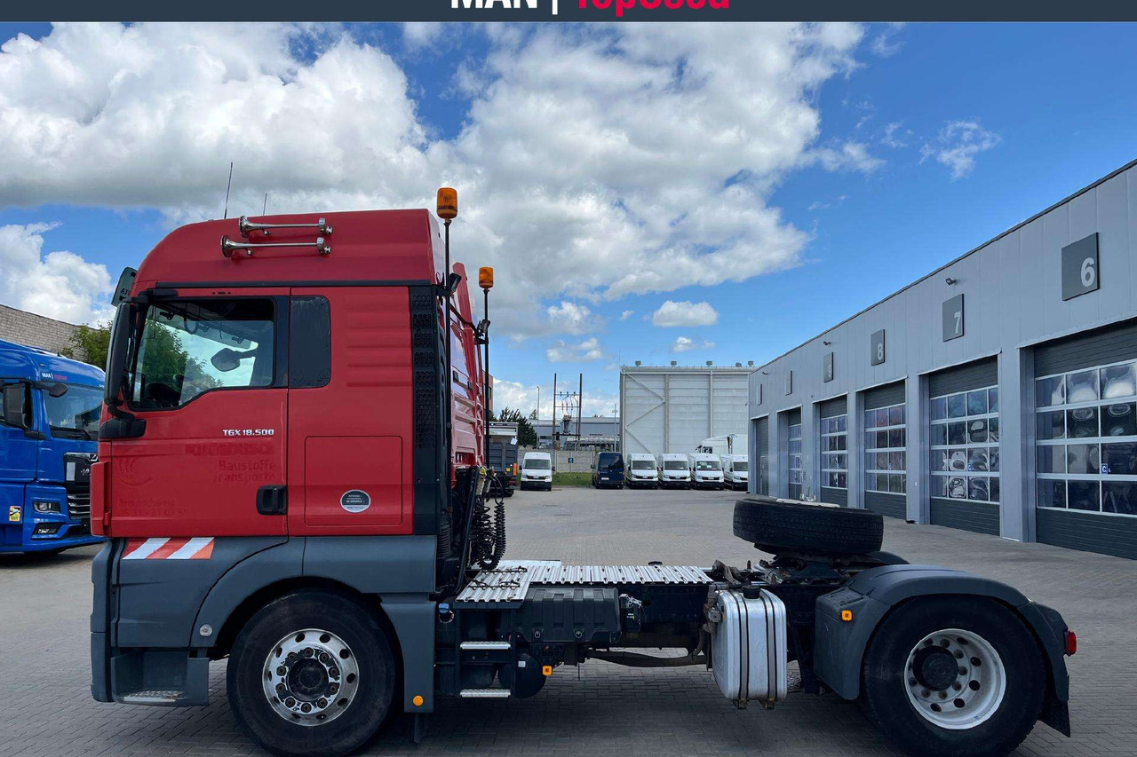 MAN 18.500 XLX cab su Hidraulika (7947) - Cabeza tractora: foto 5 MAN 18.500 XLX cab su Hidraulika (7947) - Cabeza tractora: foto 5