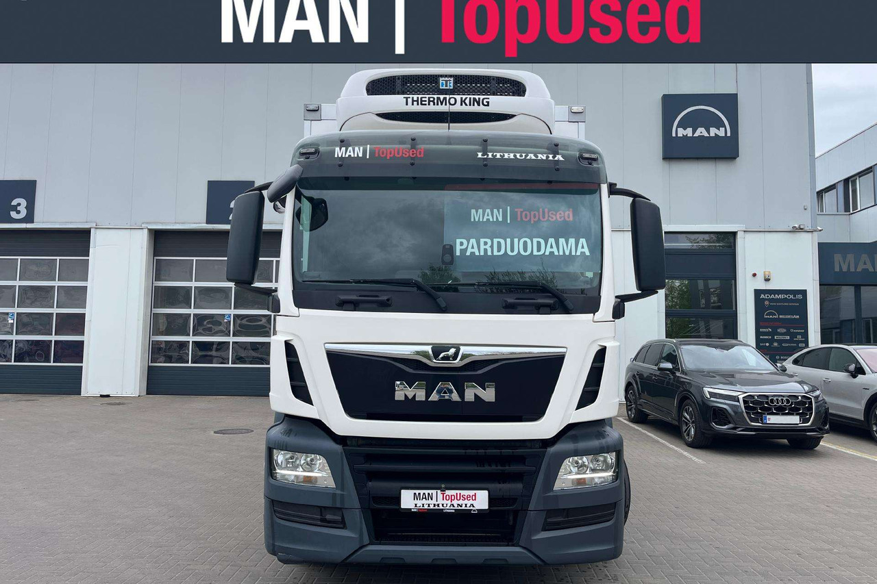 MAN 26.420 6x2-4 THERMO KING (8518) - Camión frigorífico: foto 2 MAN 26.420 6x2-4 THERMO KING (8518) - Camión frigorífico: foto 2