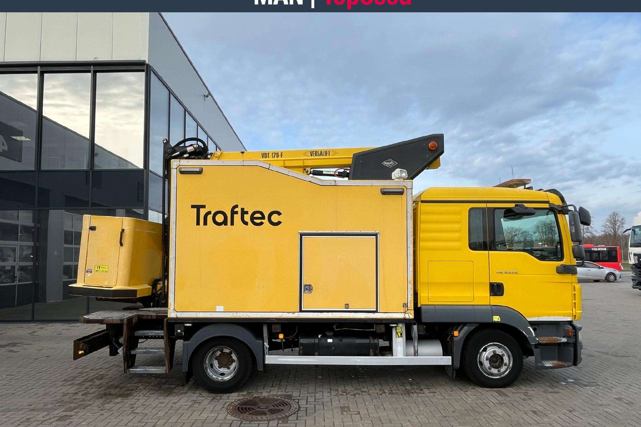 MAN 8.220 4X2 bokštelis(9291) - Camión grúa: foto 5 MAN 8.220 4X2 bokštelis(9291) - Camión grúa: foto 5