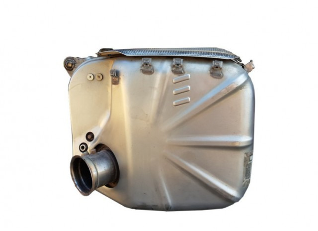 Katalysator IVECO Eurocargo Euro 6 - 5801833243 5802020290 - Convertidor catalítico para Camión: foto 4 Katalysator IVECO Eurocargo Euro 6 - 5801833243 5802020290 - Convertidor catalítico para Camión: foto 4