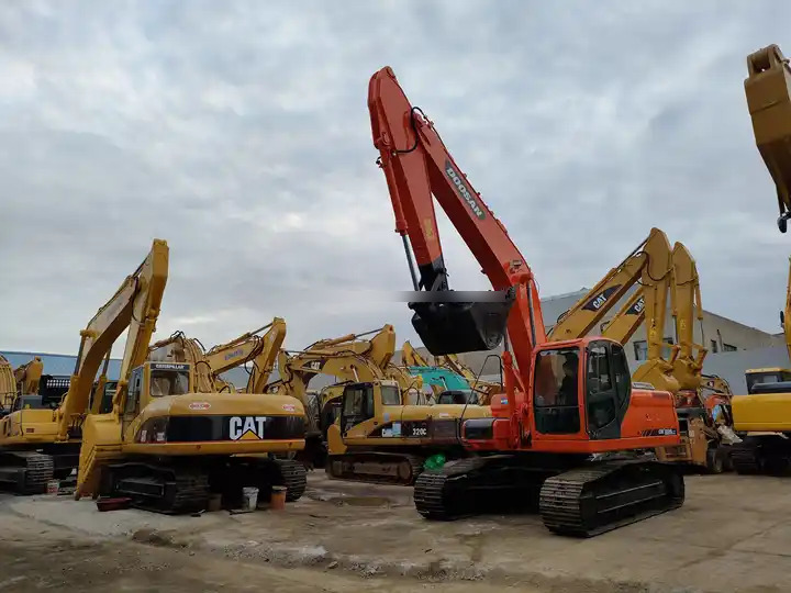 2023 Year Doosan Excavator Dx225 22t Dx225lc Crawler Excavator In Fresh Stock In Shanghai - Excavadora de cadenas: foto 5 2023 Year Doosan Excavator Dx225 22t Dx225lc Crawler Excavator In Fresh Stock In Shanghai - Excavadora de cadenas: foto 5