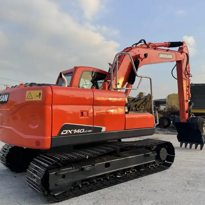 Doosan Dx140 Used Excavator DX140LC-9C Min Excavator Crawler Equipment Machinery Dx60 Dx80 Dx140LC Dx225 Dx300LC Dh60 Dx55 - Excavadora de cadenas: foto 2 Doosan Dx140 Used Excavator DX140LC-9C Min Excavator Crawler Equipment Machinery Dx60 Dx80 Dx140LC Dx225 Dx300LC Dh60 Dx55 - Excavadora de cadenas: foto 2