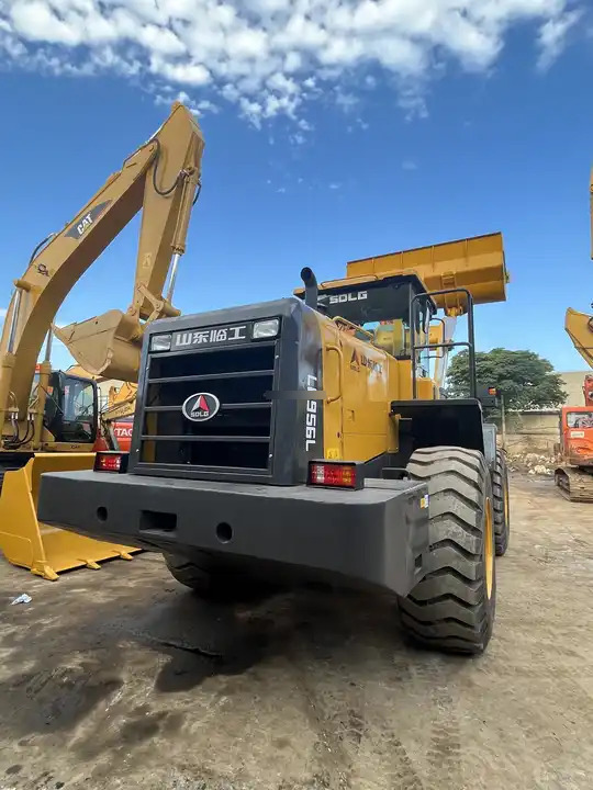 Good Condition SDLG Wheel Loader Used SDLG 956 Loader with good condition and powerful capacity at Cheap Price For Sale - Cargadora de ruedas: foto 4 Good Condition SDLG Wheel Loader Used SDLG 956 Loader with good condition and powerful capacity at Cheap Price For Sale - Cargadora de ruedas: foto 4
